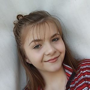 Meet your Posher, Cora